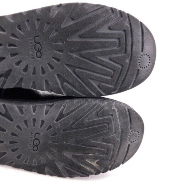 UGG Tiana Seaweed Perf Winter Boots 9 - Picture 11 of 13